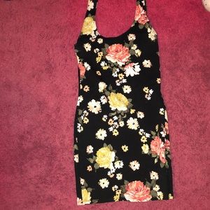 Bodycon floral dress